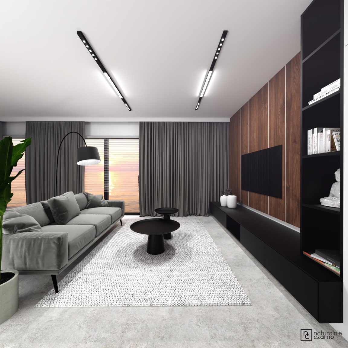 Nowoczesny salon z szarą sofą, czarnymi stolikami kawowymi i drewnianą ścianą telewizyjną, oświetlony listwami LED, z widokiem na morze przez okno z szarymi zasłonami.