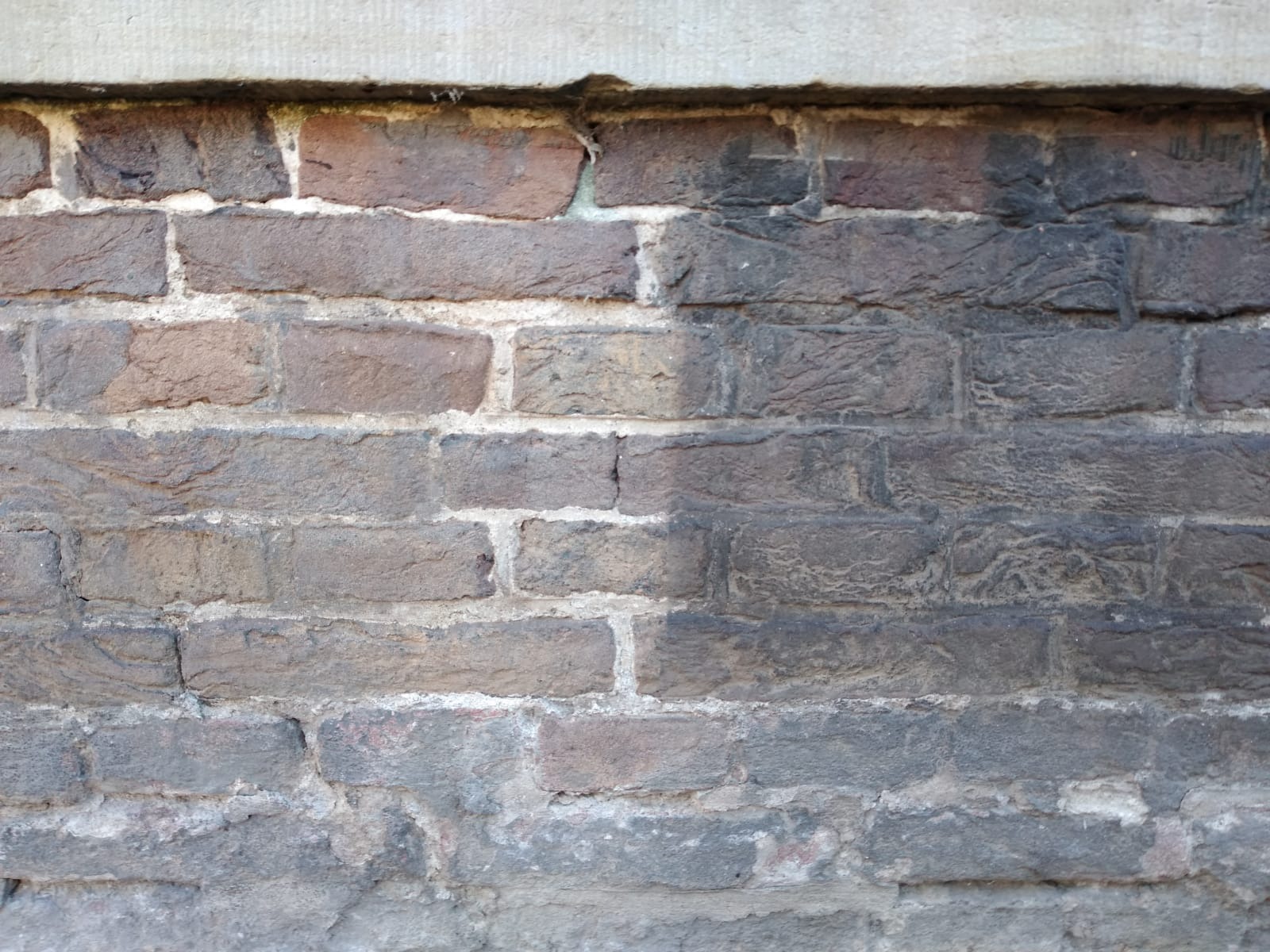 Czyszczenie elewacji, czyszczenie cegieł, ciche czyszczenie.