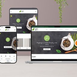 Kramiges Technology Michał Gąsior - Responsywny design sklepu internetowego na laptopie, tablecie i smartfonie. Prezentacja strony z motywem herbaty i kawy, z logo Express Mate. Dekoracyjne rośliny w tle.