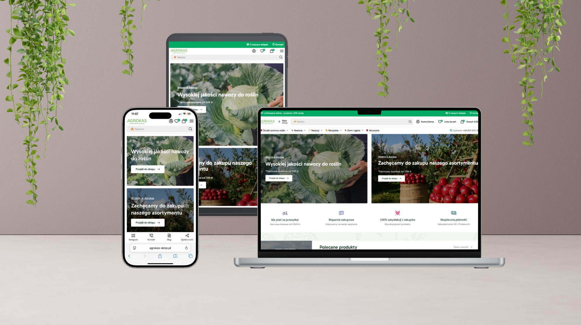 Responsywny e-sklep Agrokas na laptopie, tablecie i smartfonie. Prezentacja strony głównej z ofertą nawozów i roślin. Minimalistyczny design, zielona kolorystyka.