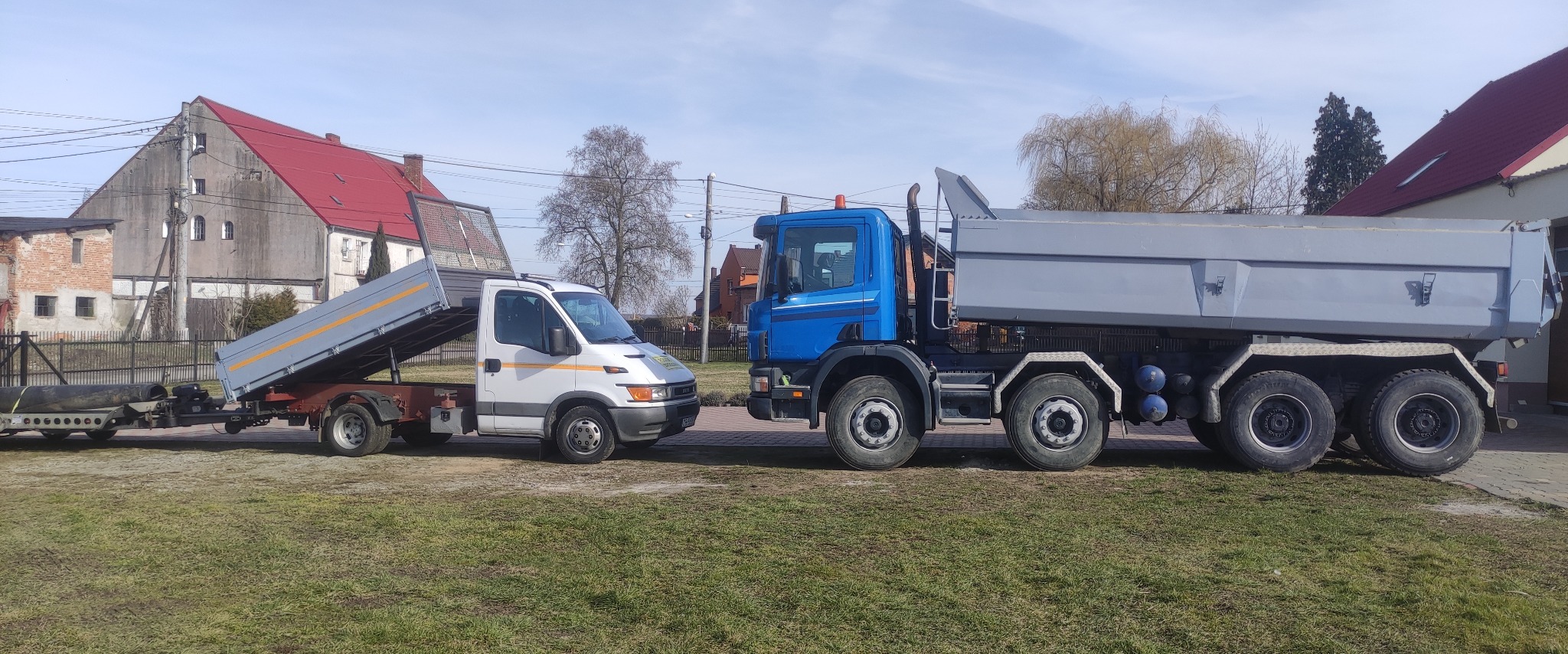 Transport do 3,5T oraz do 21T Transport na palecie do 3,5T Wywrotka lub platforma