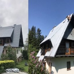 Michał Szwed G - Roof - Dom z dachem po renowacji, widok z dwóch perspektyw: szary dach po lewej, jaśniejszy dach po prawej z pracownikiem na szczycie. Kontrastujące niebo.
