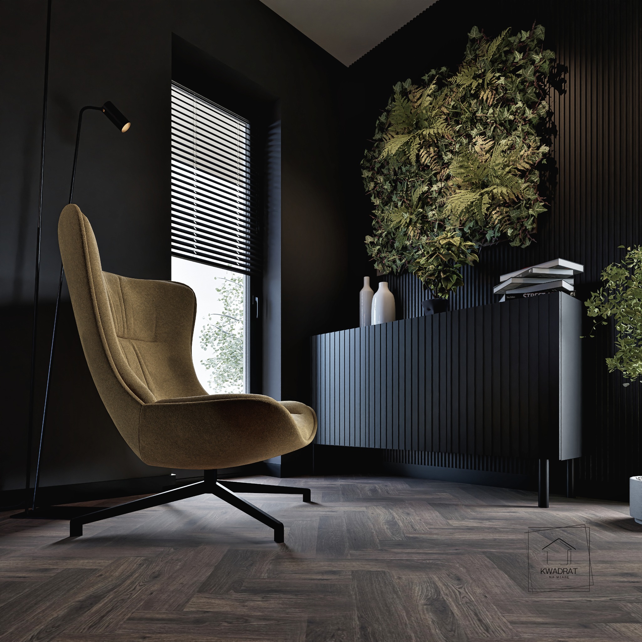 Stylowe wnętrze z fotelami w odcieniach brązu, czarną komodą z dekoracjami roślinnymi i parkietem ułożonym w jodełkę na podłodze. Minimalistyczna lampa podłogowa.