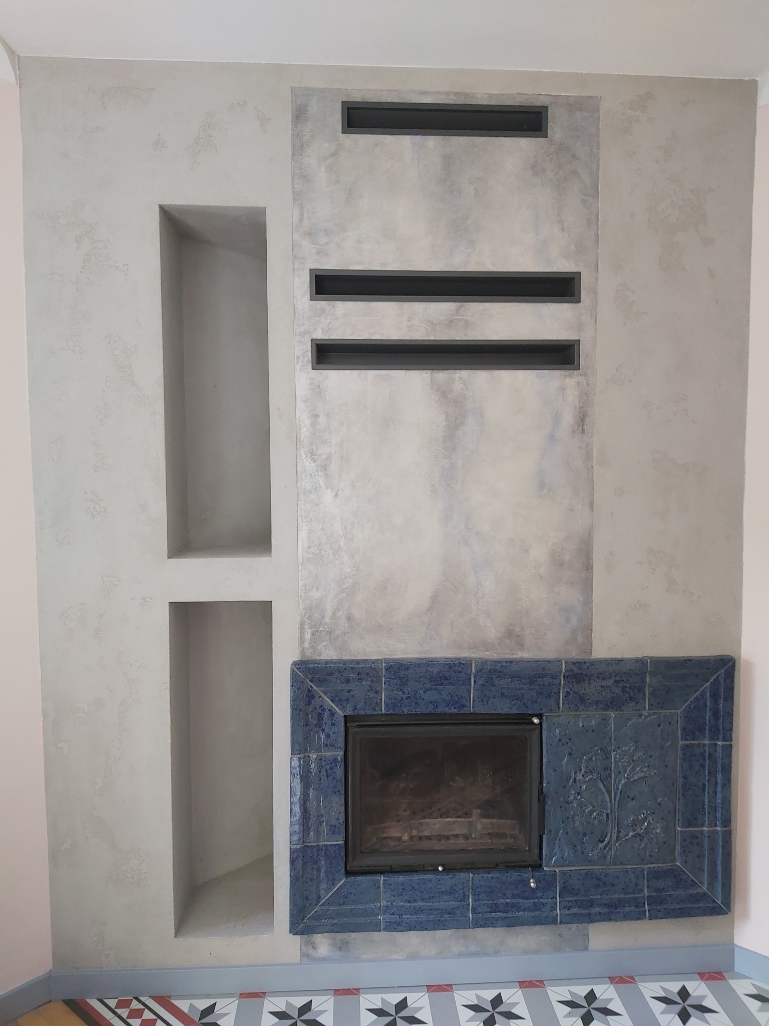 Kominek według mojego projektu jak i całkowitej realizacji