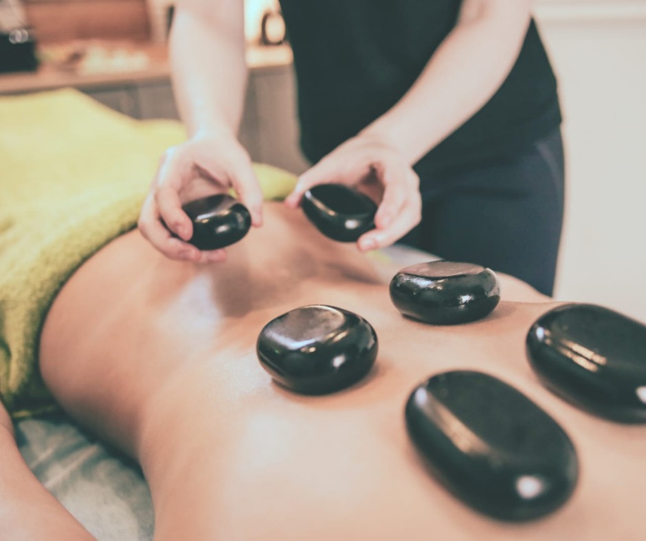 Masaż kamieniami