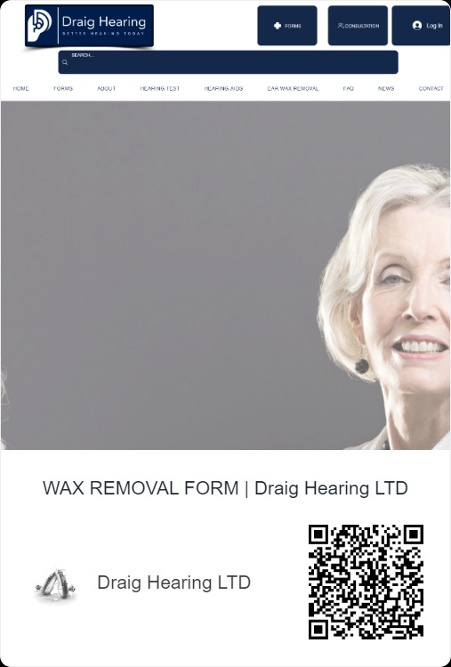 Strona internetowa firmy Draig Hearing z formularzem do usuwania woskowiny, prezentująca uśmiechniętą kobietę w tle.