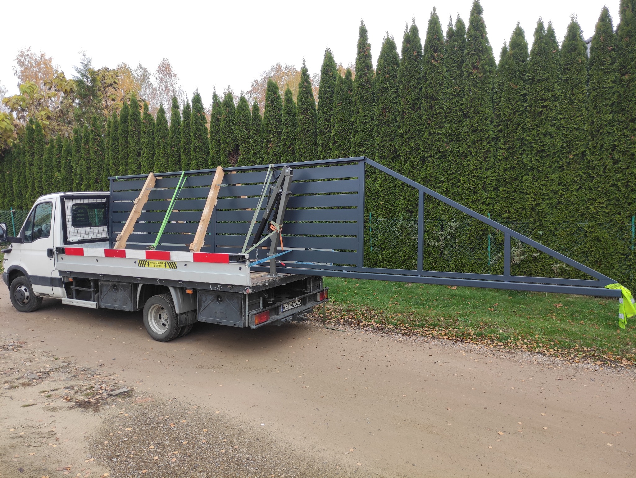 Wykonanie i montaż bramy przesuwnej 5,2m w świetle.