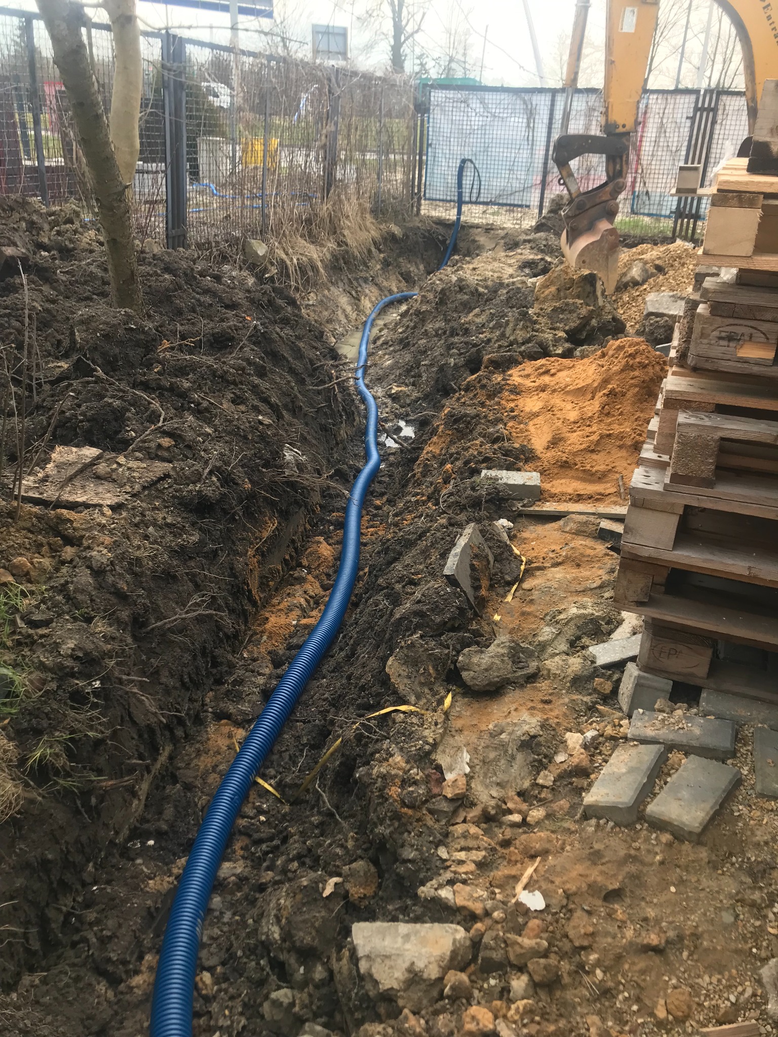 Wykop oraz przylacze hali magazynowej