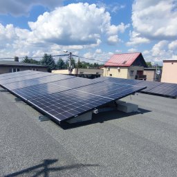 Instalacja na dachu płaskim zainstalowana w miejscowości Ruda Śląska
