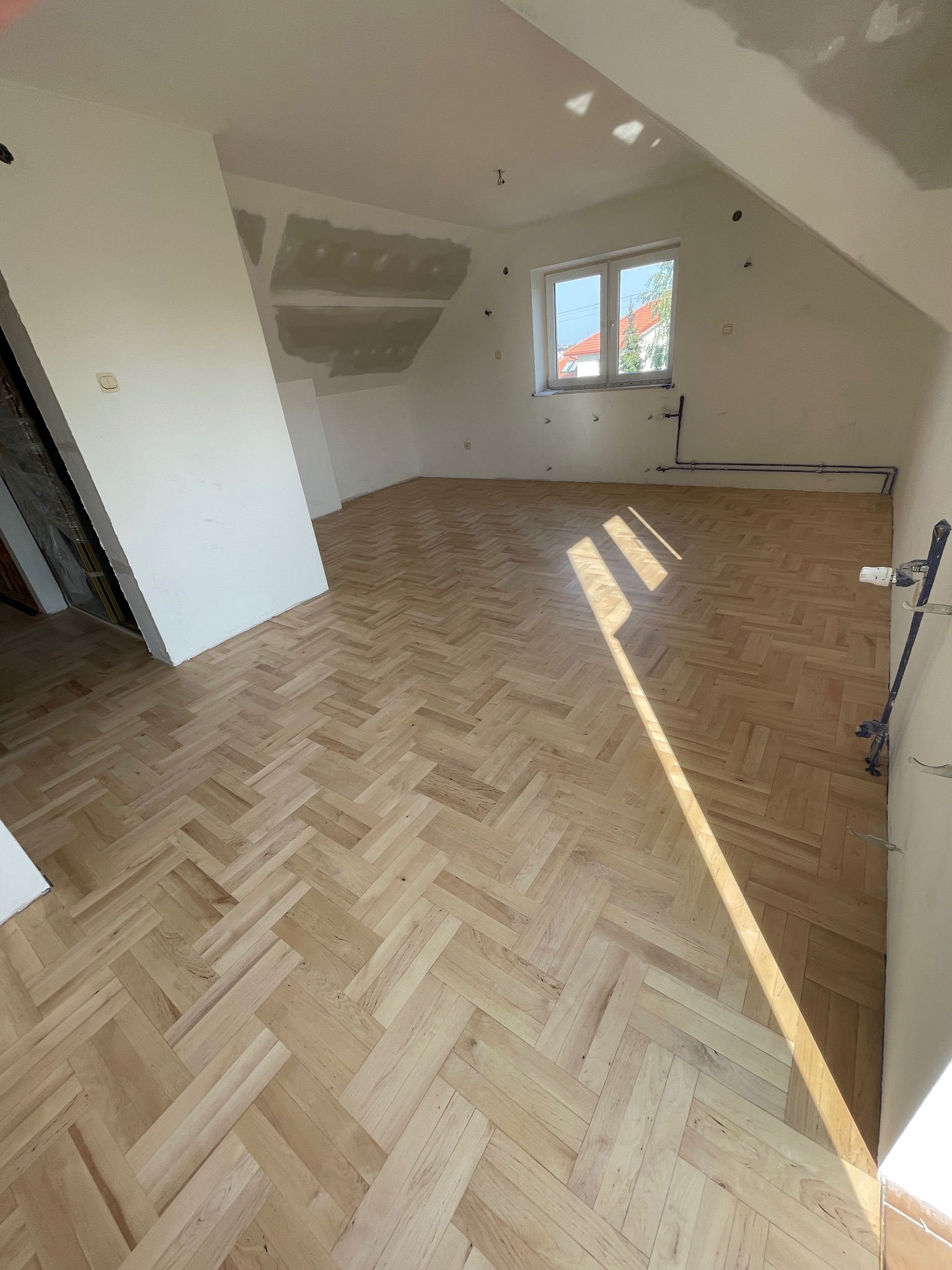 Klepka bukowa odświeżona po 27 latach, zastosowaliśmy chemię firmy Blanchon.✅