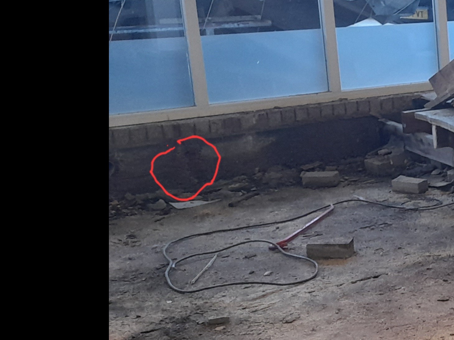 Wiercenie nowych otworów na nową instalacje