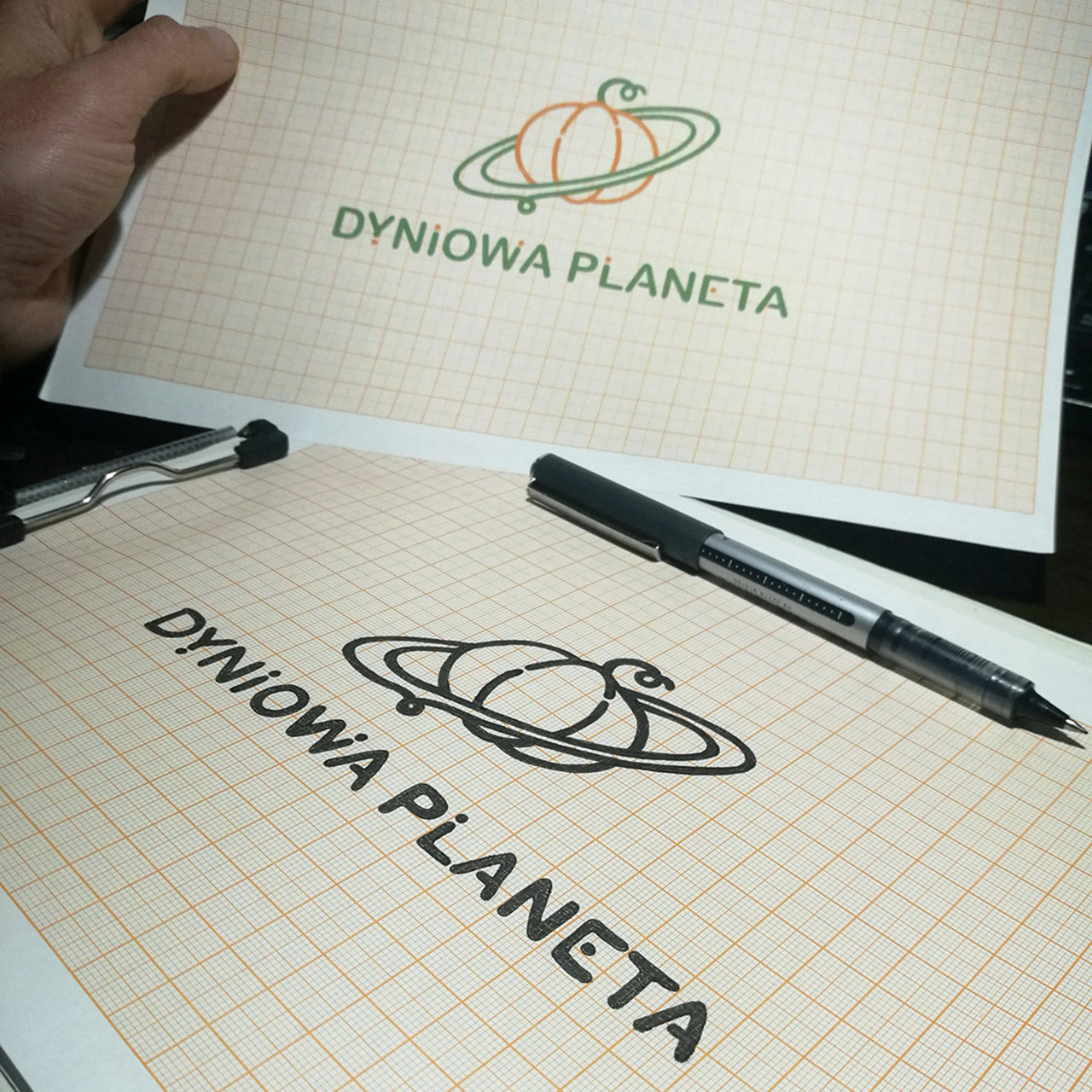 Projekt logo. Projektowanie graficzne.