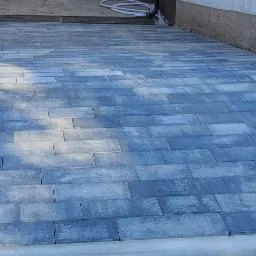 Zakończenie małego wjazdu i chodniczka .Ul Kossaka Zielona Gora