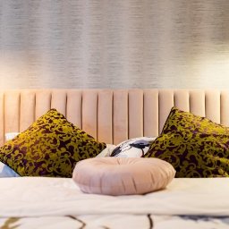 panel zagłówkowy tapicerowany