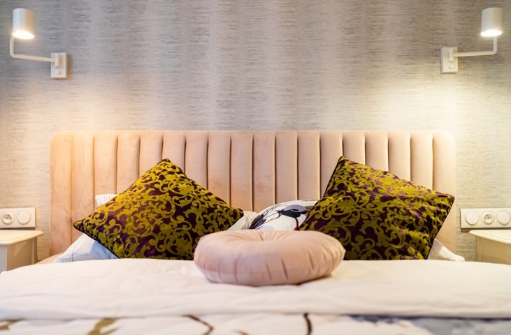 panel zagłówkowy tapicerowany