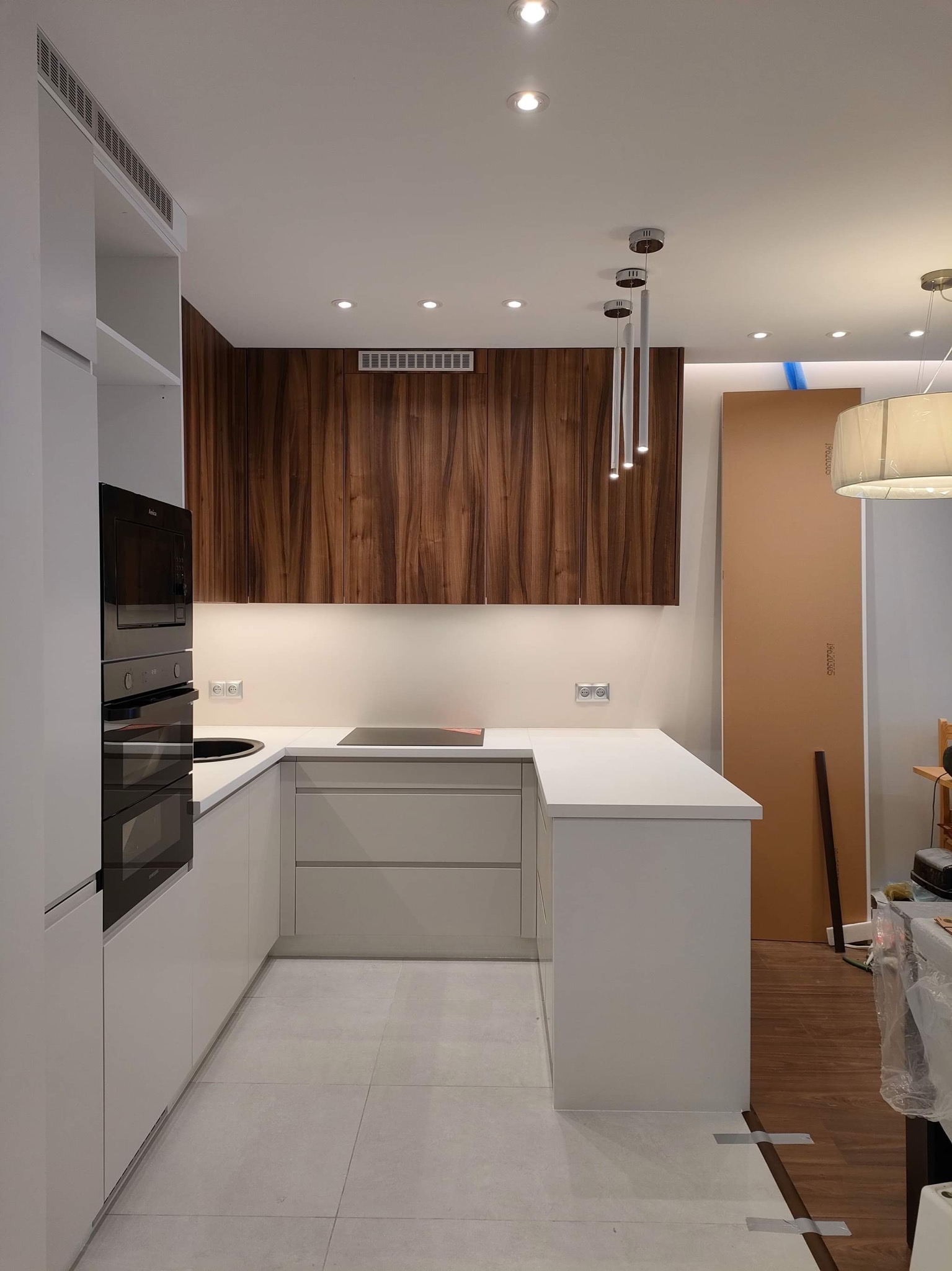 Realizacja kuchni na wymiar w Krakowie.