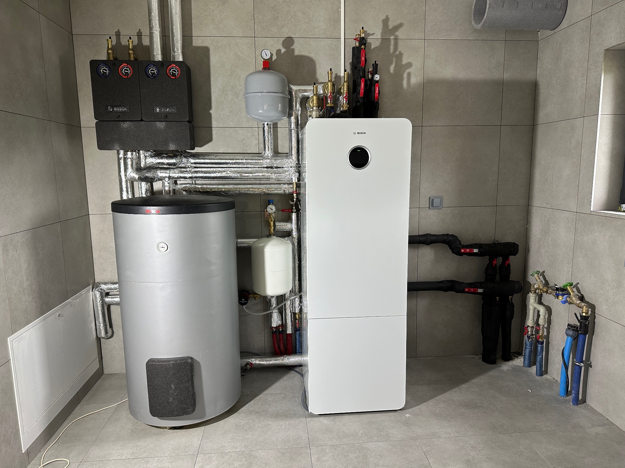 Gruntowa pompa ciepła Bosch CS7800