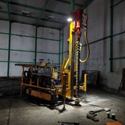 Badania gruntu i pobor próbek wewnątrz budynku