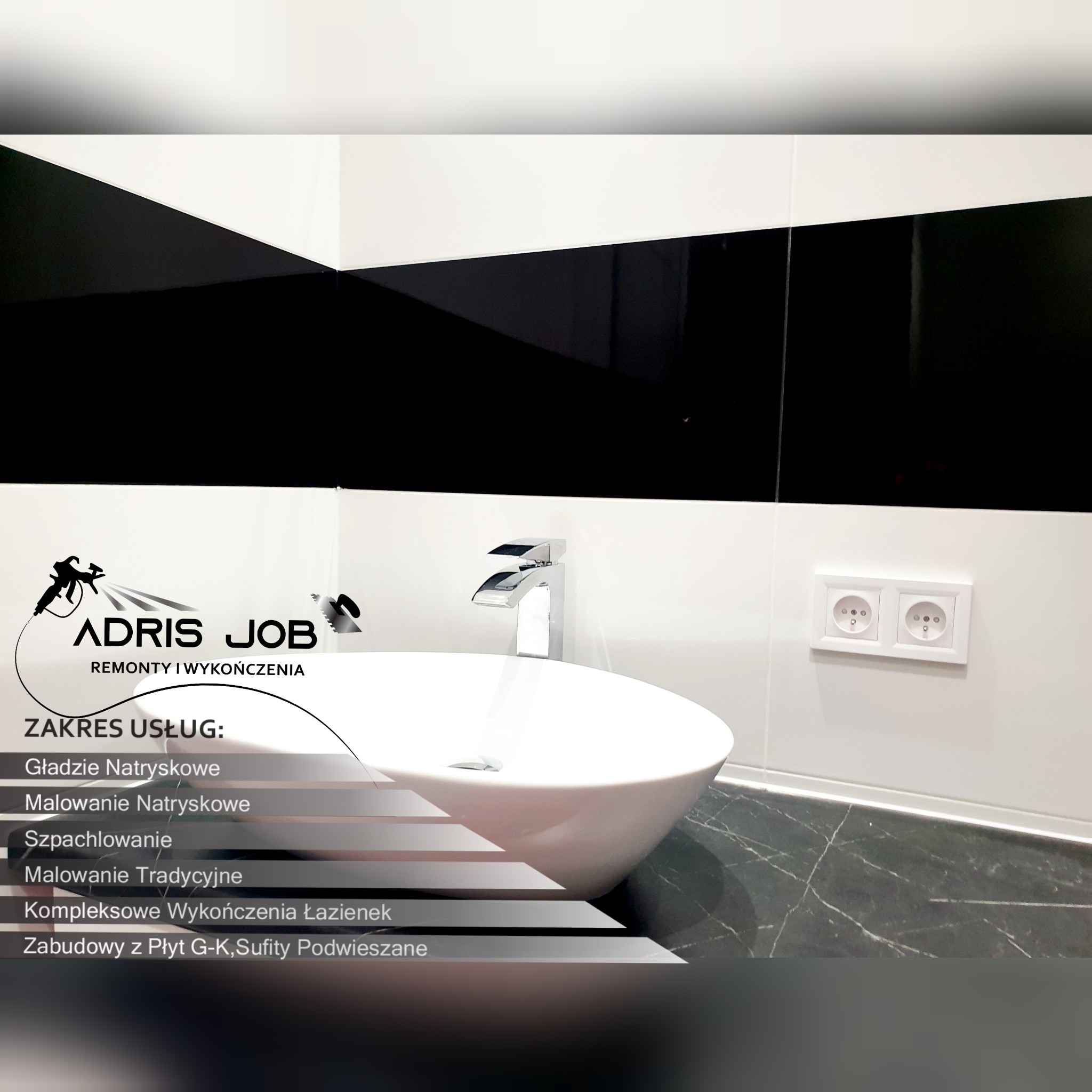 Nowoczesna łazienka z umywalką nablatową, chromowaną armaturą i czarno-białymi płytkami na ścianie. Widoczne gniazdka elektryczne i fragment marmurowej posadzki. Na pierwszym planie logo firmy...