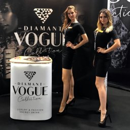 Hostessy podczas targów Food Expo w Warszawie 