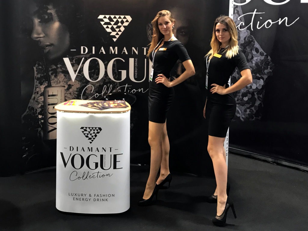 Hostessy podczas targów Food Expo w Warszawie