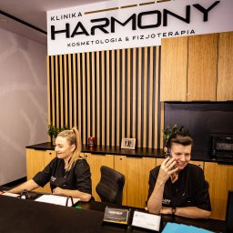 Sesja firmowa: Klinika Harmony Gniezno, listopad 2022.
Fot. D. Gandurski / Off Book. Agencja Kreatywna