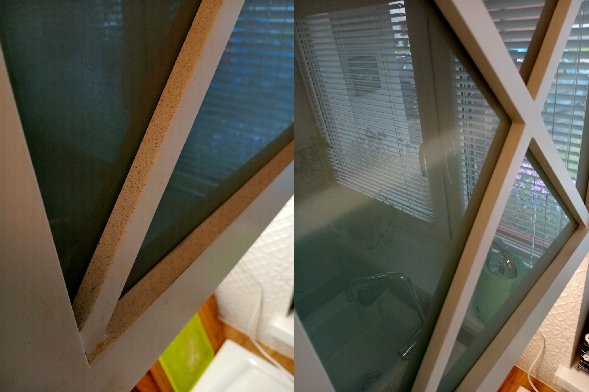 Okno z drewnianą ramą w kształcie litery X, widoczne ślady brudu i kurzu na ramie przed czyszczeniem, w tle żaluzje i fragment zlewu.