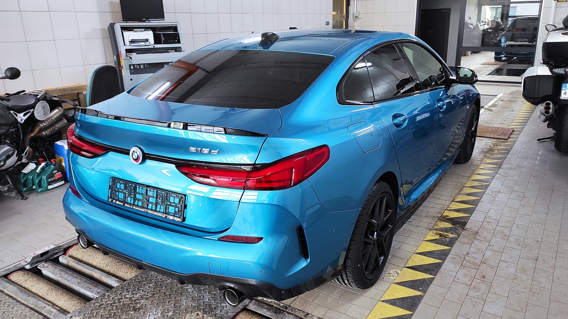 BMW 2 Gran Coupe Przyciemnianie szyb Tył 85% Użyta folia z dożywotnią gwarancją