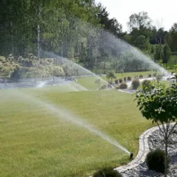 Odwodnienia, nawodnienia, systemy podlewania ogrodów i trawników