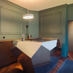 Układanie parkietu wraz ze sztukateria na ścianach i malowanie .Konsola wykonana przez zaprzyjaźnioną firmę .