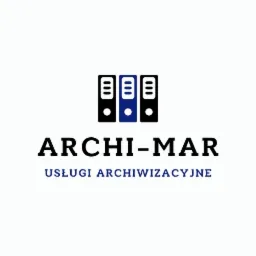 Logo firmy Archi-Mar z trzema segregatorami w kolorach czarnym i niebieskim, oraz napisem 'USŁUGI ARCHIWIZACYJNE' poniżej.