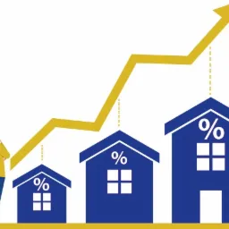 Ilustracja wzrostu cen nieruchomości: mężczyzna z teczką obserwuje rosnący wykres nad trzema domami z symbolami procentowymi.
