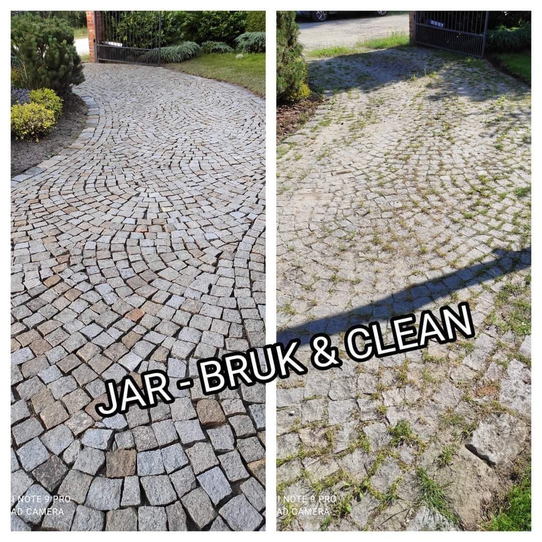 Porównanie stanu kostki brukowej przed i po czyszczeniu. Po lewej stronie kostka po zabiegu, czysta, po prawej stronie kostka przed czyszczeniem, z widocznymi zabrudzeniami i porostami. Na kostce...