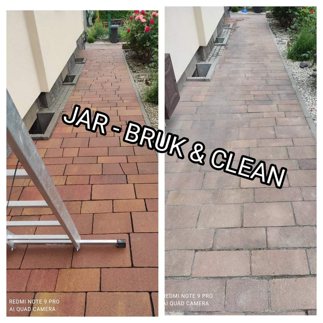 Porównanie kostki brukowej przed i po myciu: po lewej stronie kostka brudna, częściowo zasłonięta drabiną, po prawej stronie kostka czysta, widoczne efekty czyszczenia.