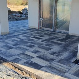 Układanie kostki brukowej Niegosławice 1