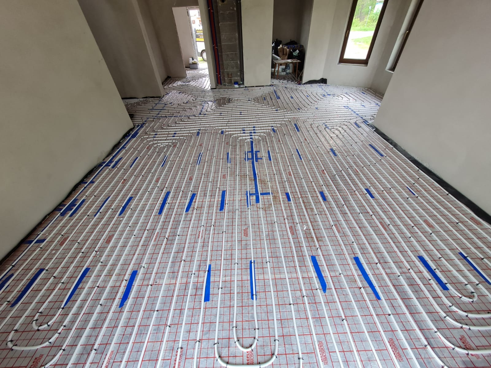 Ogrzewanie podłogowe.