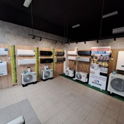 Zapraszamy do Naszego salonu sprzedaży gdzie mogą Państwo obejrzeć i przetestować różne klimatyzatory cenionych producentów.