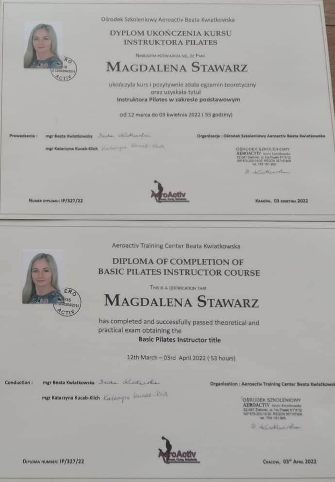 Dwa dyplomy ukończenia kursu instruktora Pilates, wydane przez Ośrodek Szkoleniowy Aeroactiv Beata Kwiatkowska, z pieczątkami i podpisami.