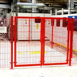 Zagroda magazynowa na hali produkcyjnej