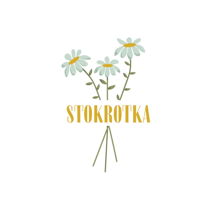 Grafika wektorowa przedstawiająca trzy stylizowane stokrotki w pastelowych odcieniach z napisem 'STOKROTKA' w kolorze musztardowym poniżej.
