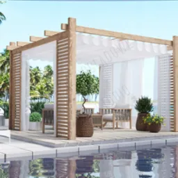 Drewniana konstrukcja z białymi zasłonami, tworząca zacienioną przestrzeń wypoczynkową na tarasie z widokiem na morze, z roślinami w donicach i rattanowymi meblami.