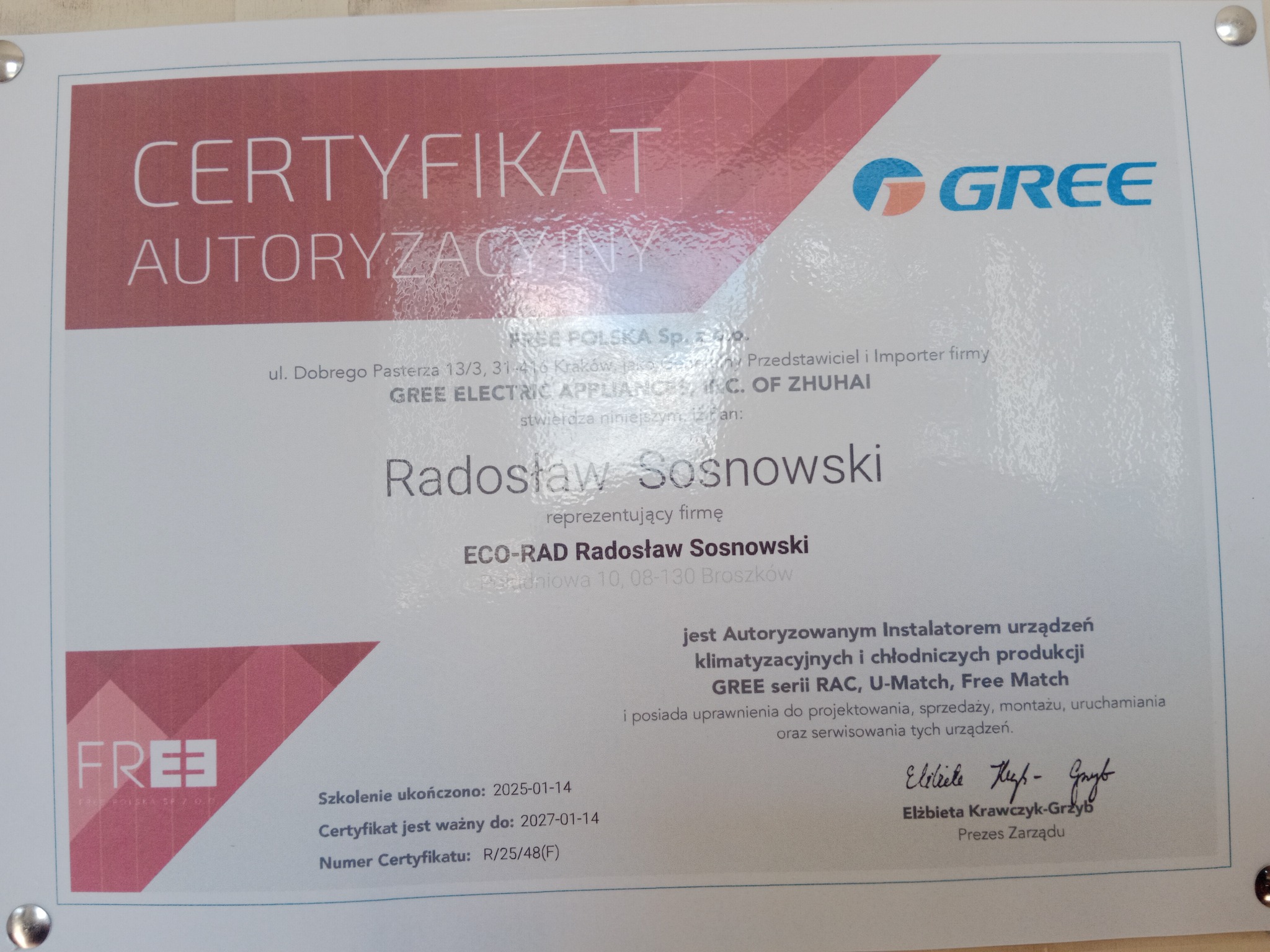Certyfikat autoryzacyjny firmy ECO-RAD Radosław Sosnowski z Broszkowa, autoryzowanego instalatora urządzeń klimatyzacyjnych GREE, ważny do 2027 roku.