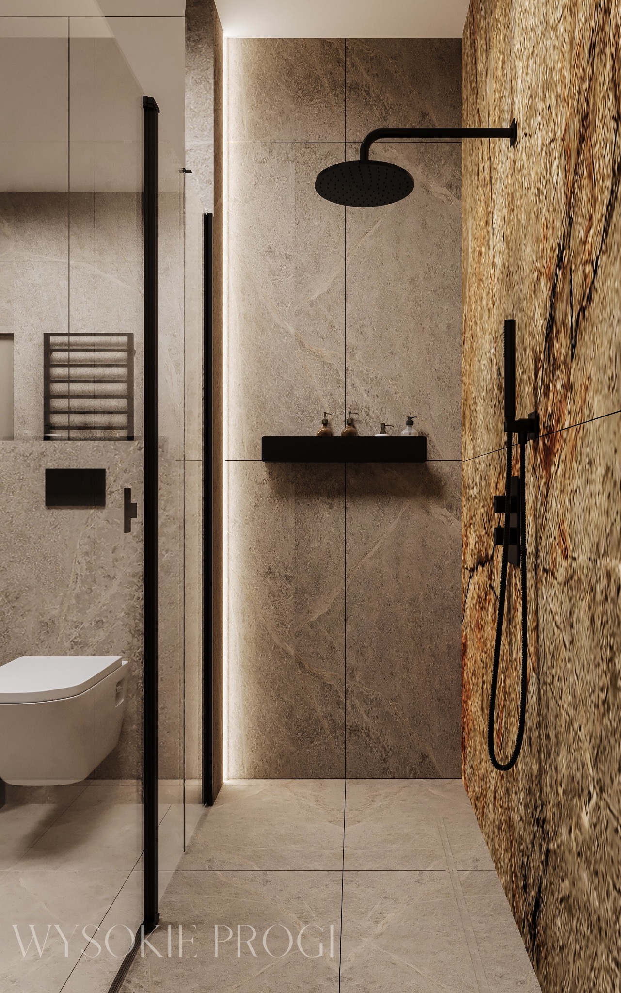 Nowoczesna łazienka z kabiną prysznicową typu walk-in, deszczownicą i marmurową ścianą akcentującą, minimalistyczny grzejnik drabinkowy i wisząca toaleta.