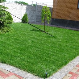 Trawnik i system nawodniania