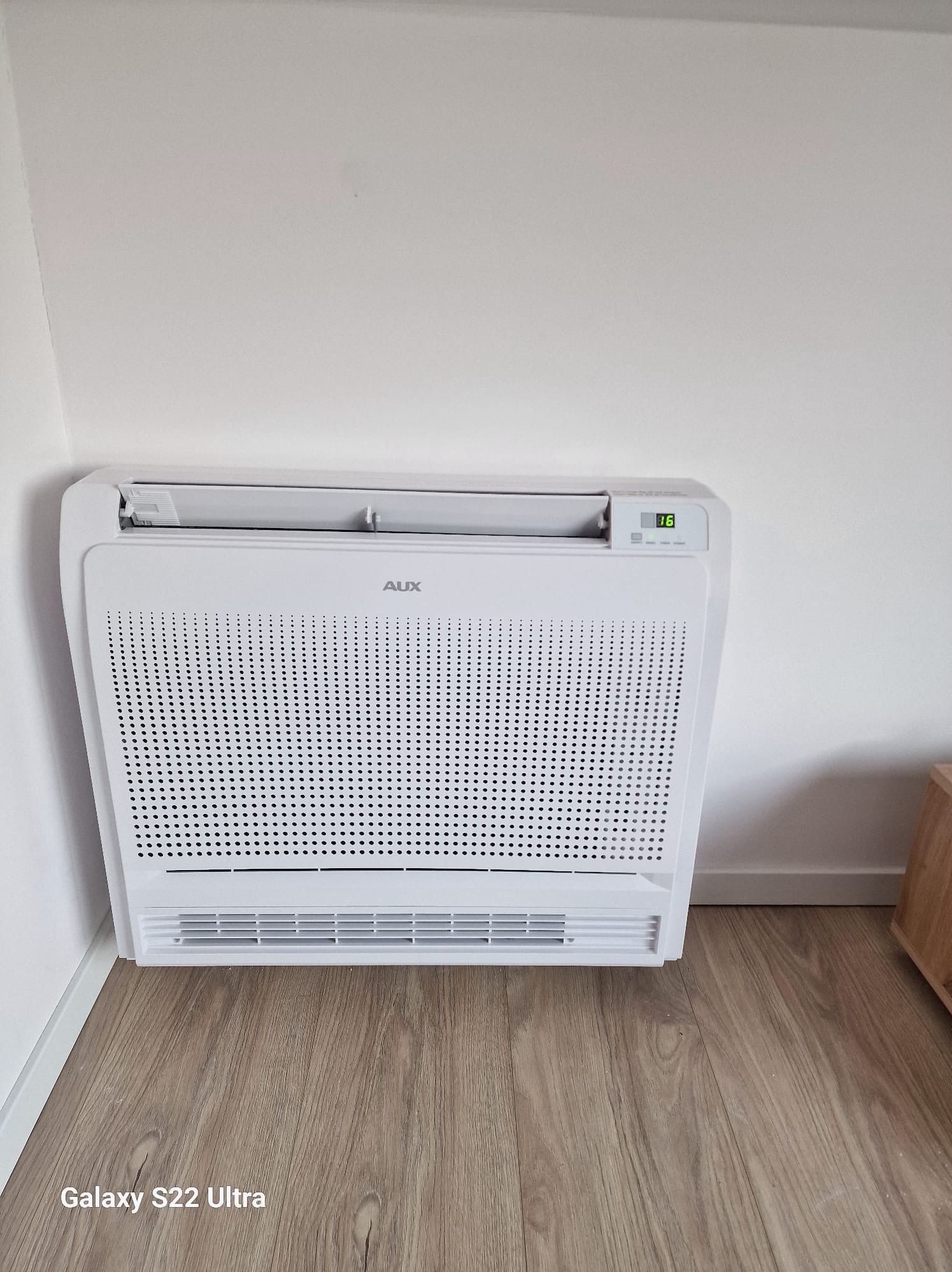 Przypodłogowe świetnie sprawdzają się do grzania dając nam ciepło od samej podłogi