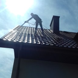 Mateusz Majewski - Renowacja Dachu Prażmów