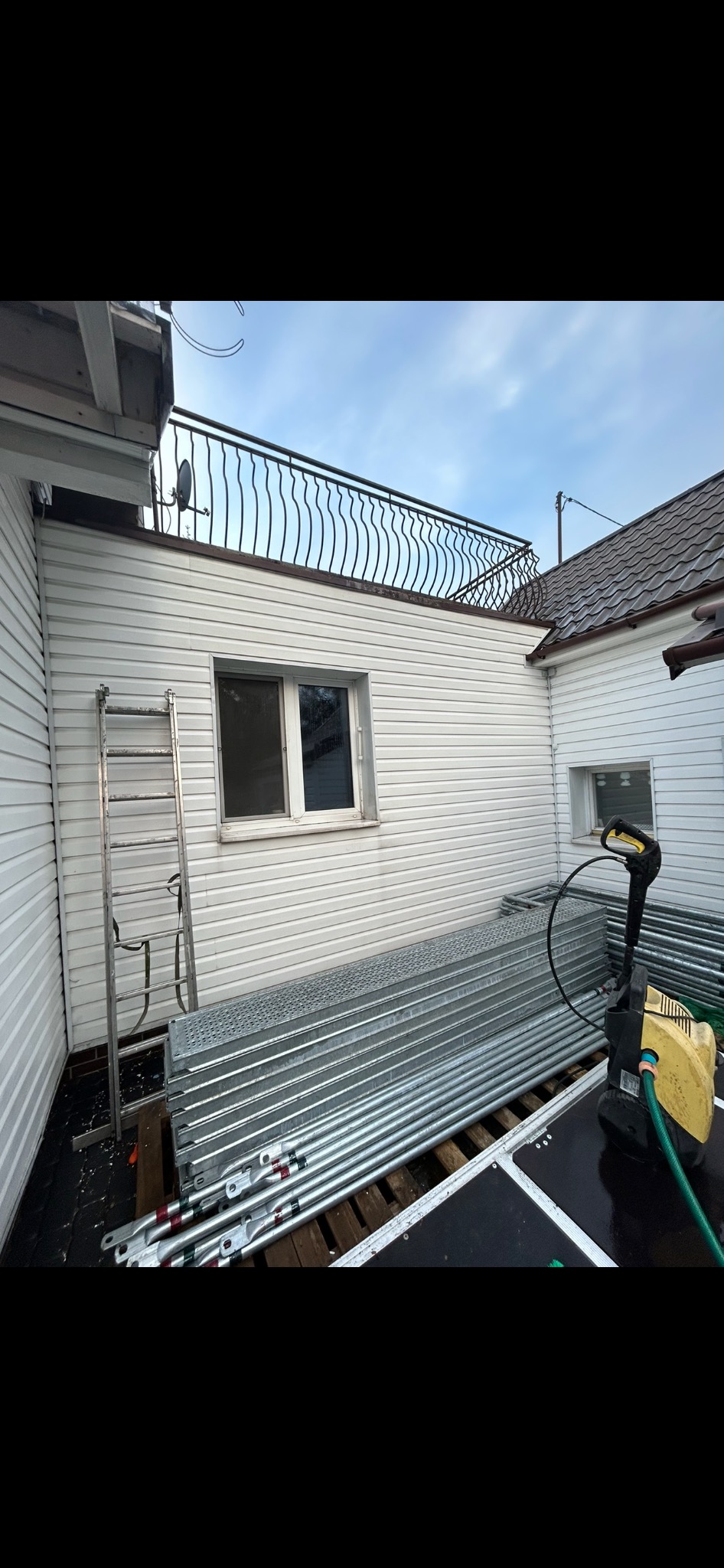 Mycie elewacji (siding panel)