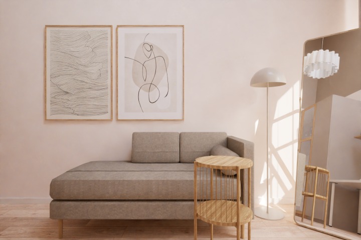 Jasne, minimalistyczne wnętrze z beżową sofą, drewnianym stolikiem i dwoma abstrakcyjnymi obrazami na ścianie. Lampa podłogowa i lustro dopełniają aranżację.