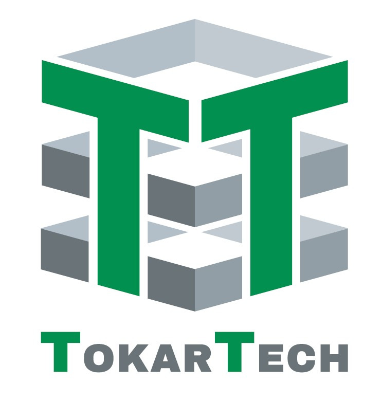 Logo firmy TokarTech przedstawiające abstrakcyjną budowlę z zielonymi literami T i szarymi blokami, sugerujące wielopiętrową konstrukcję.