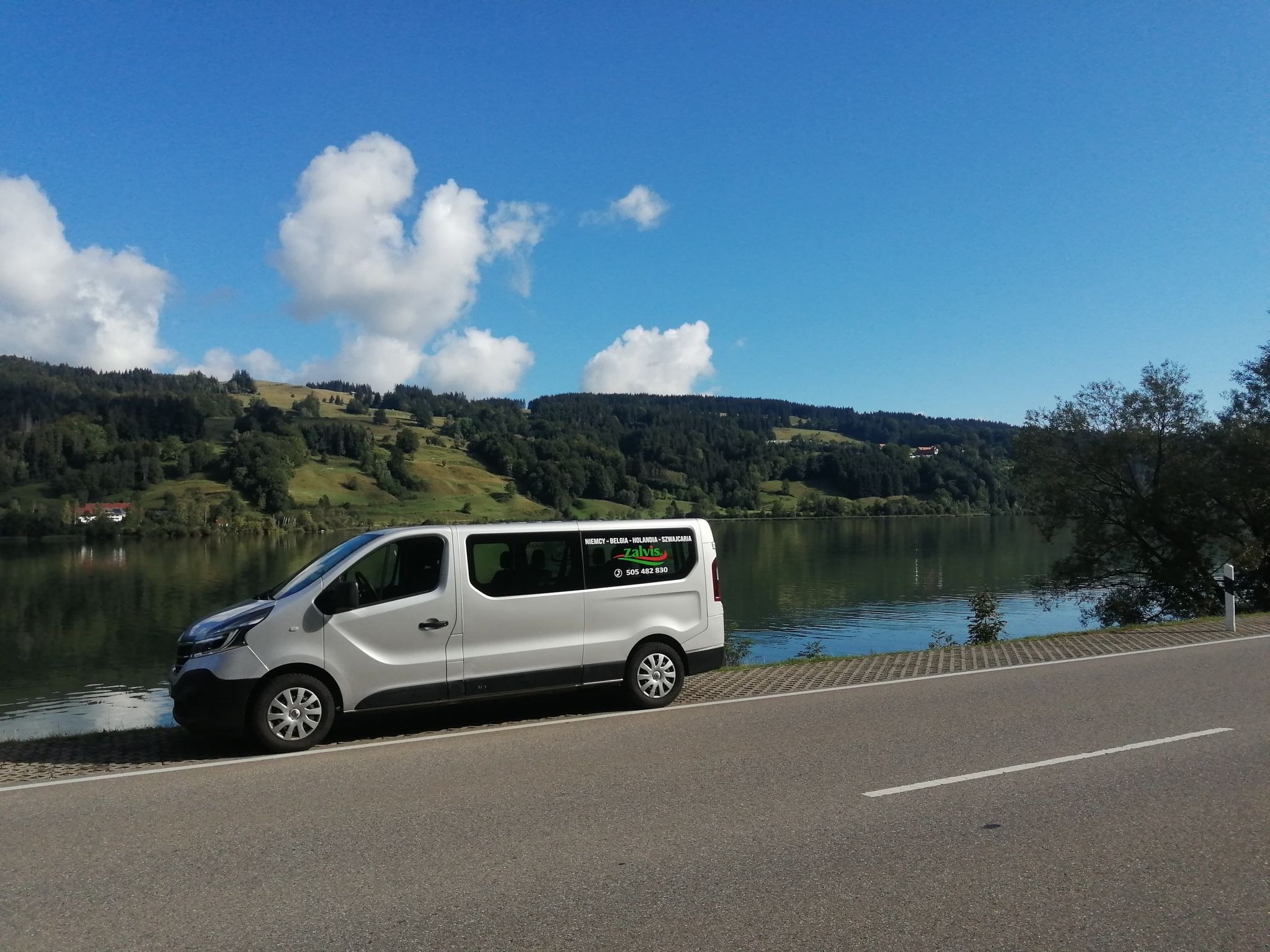 BUSY-DO-NIEMIEC-PRZEWOZY-OSÓB-Polska-Szwajcaria-z-adresu-pod-adres